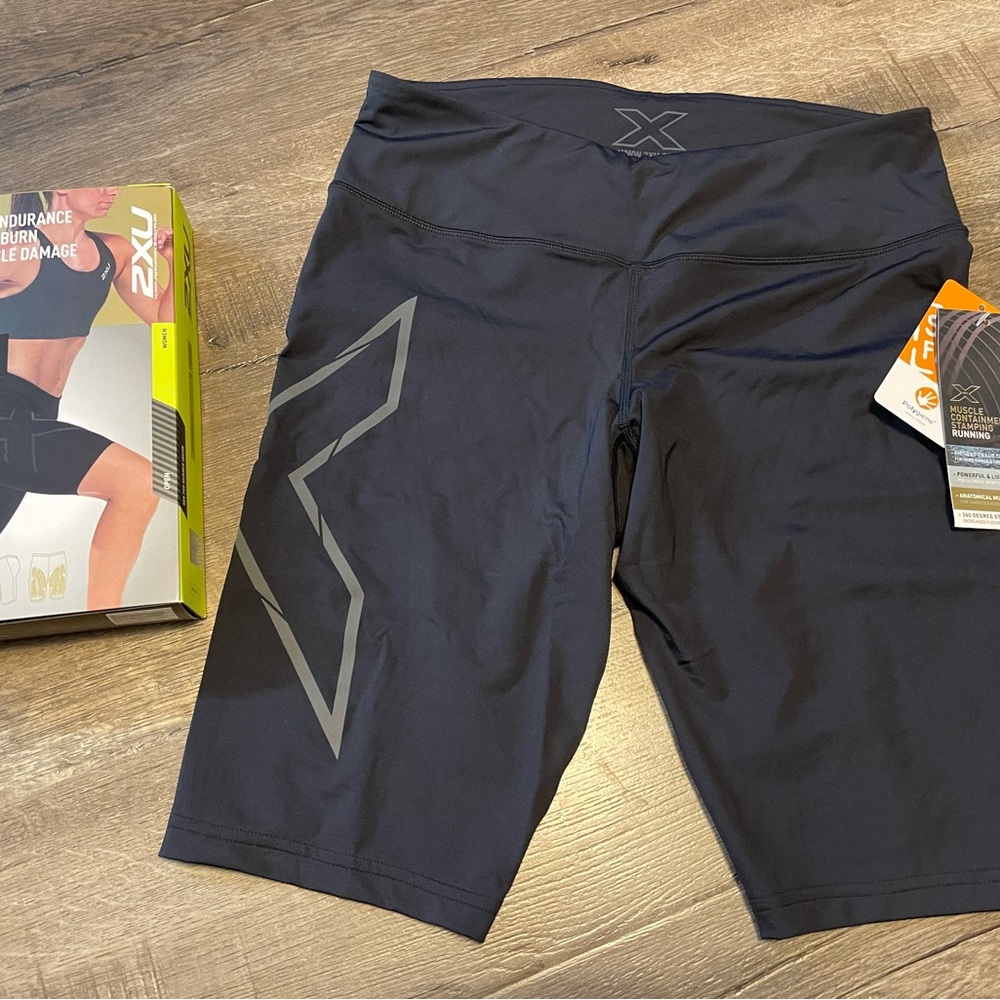NWT!!! 2XU MCS Run Compression Shorts - Black